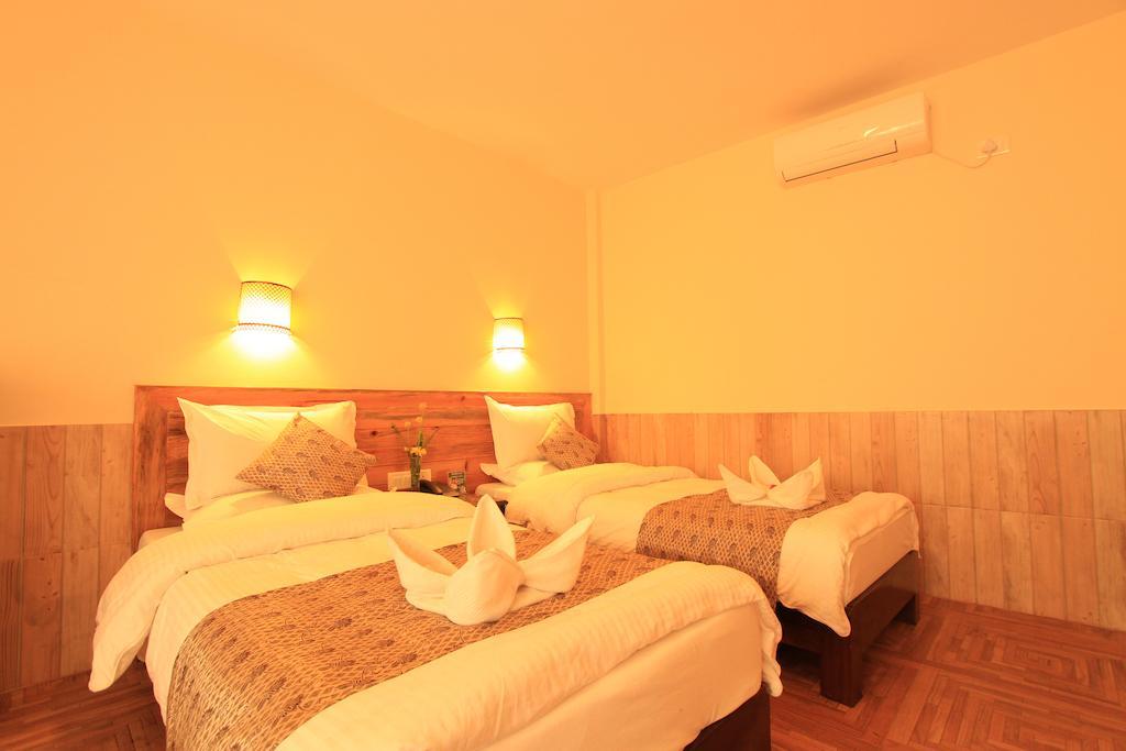Hotel Splendid View Pokhara Luaran gambar