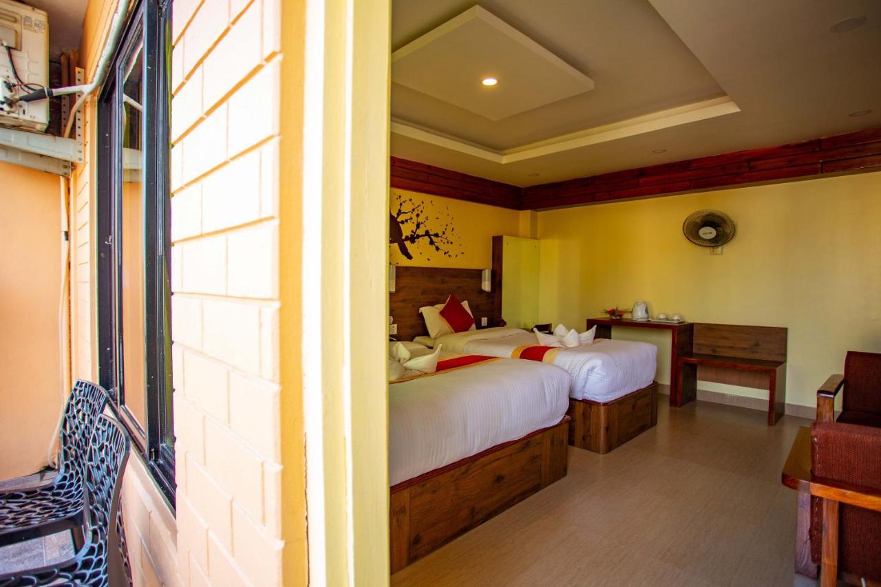 Hotel Splendid View Pokhara Luaran gambar