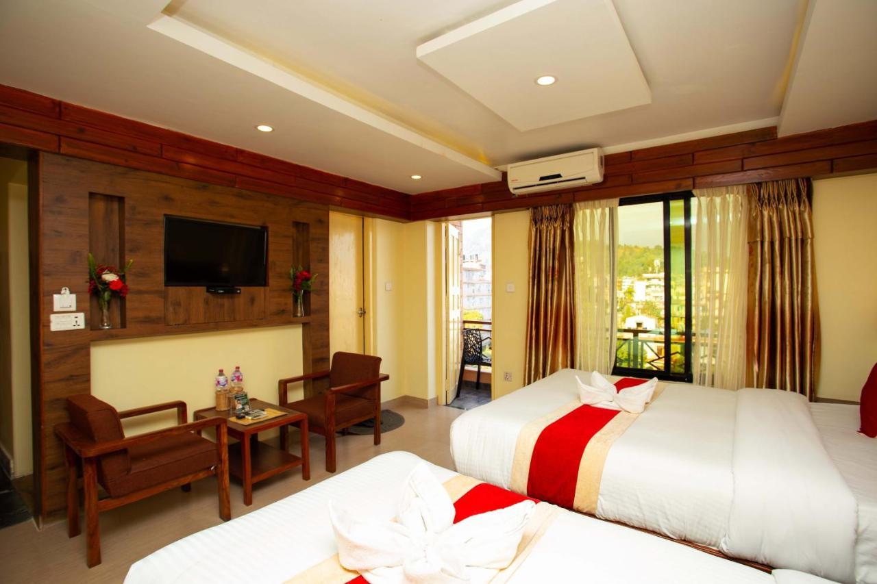 Hotel Splendid View Pokhara Luaran gambar